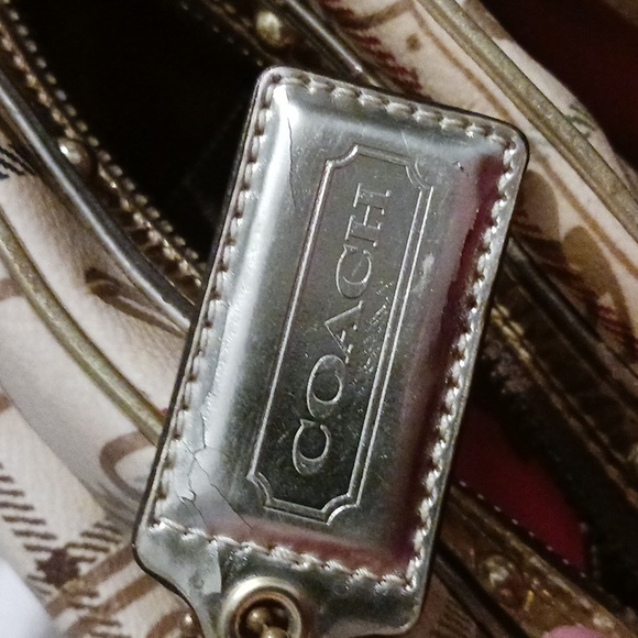 Small satchel gold accent coach - Picture 7 of 10